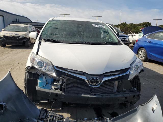 5TDKZ3DC1KS010895 Toyota All Models SIENNA LE 5