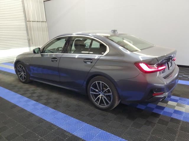 3MW5P9J04N8C72565 BMW 3 Series 330XE 2