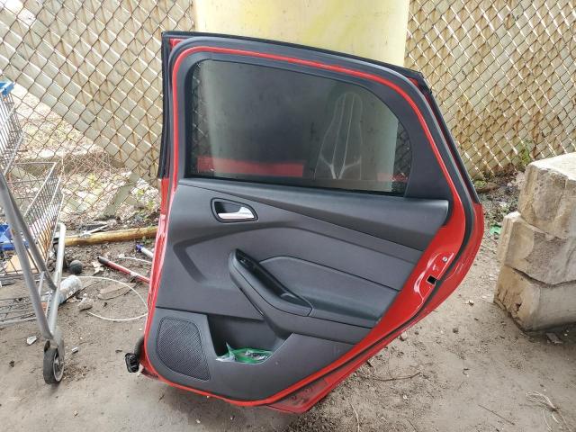 1FADP3F23GL401855 Ford FOCUS SE