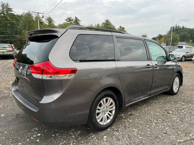 5TDYK3DC7ES421947 | 2014 Toyota sienna xle