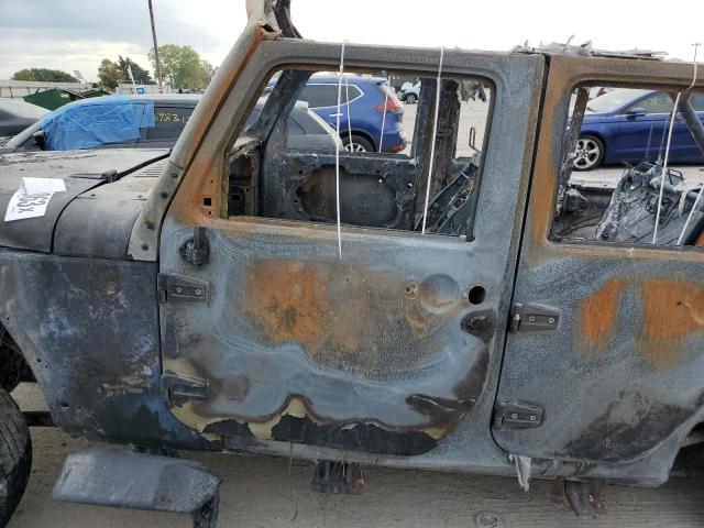 1C4BJWEG7EL196278 Jeep Wrangler Unlimited Sahara