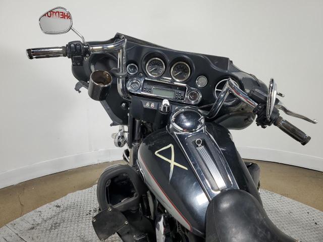 2010 HARLEY-DAVIDSON FLHTCU 1HD1FC41XAB642530