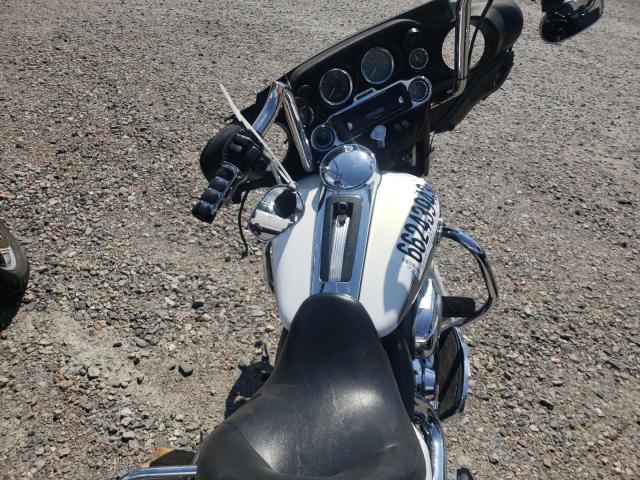 2009 HARLEY-DAVIDSON FLHTCU 1HD1FC4149Y642273