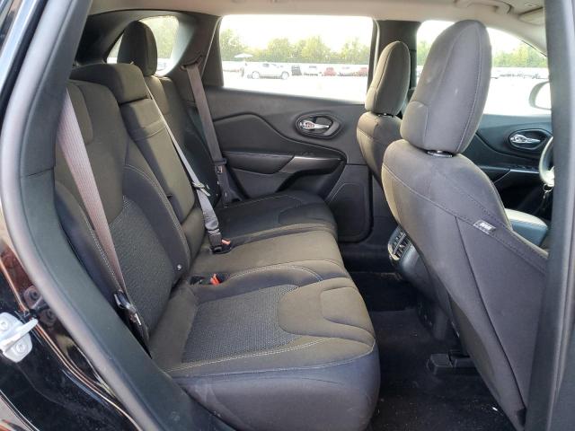 1C4PJLCX9KD123085 Jeep Cherokee Latitude