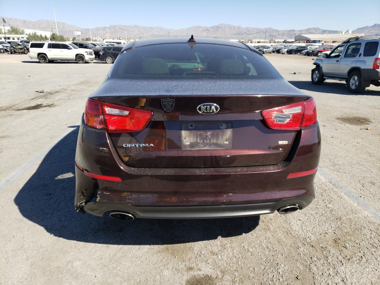 2015 Kia Optima Lx vin: 5XXGM4A70FG470011