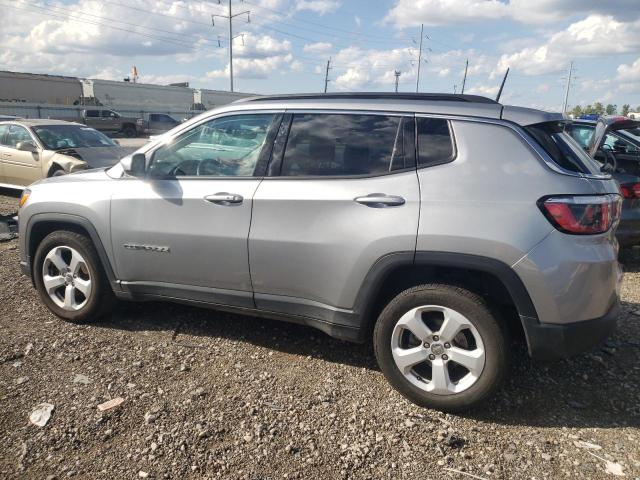 3C4NJCBB4JT458437 Jeep Compass Latitude
