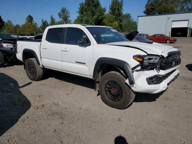  TOYOTA TACOMA 2022 Білий