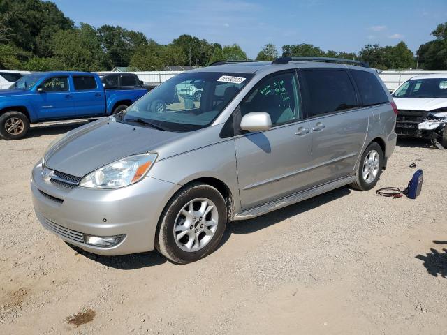 2004 Toyota Sienna XLE