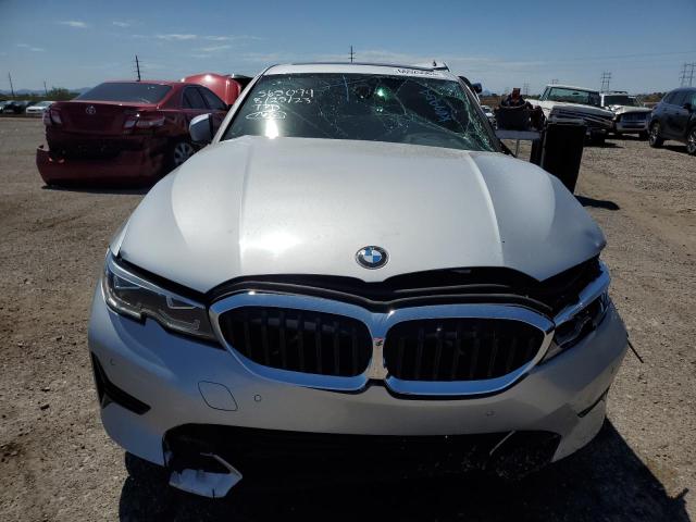 WBA5R1C54KAK09454 BMW 330I