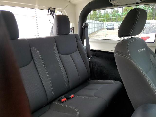 1C4AJWBG2HL698488 Jeep Wrangler Sahara