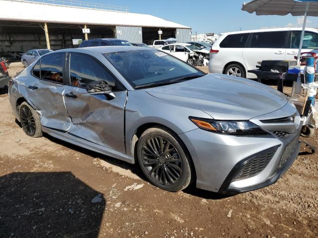 4T1G11AK5NU022976 Toyota Camry SE 4