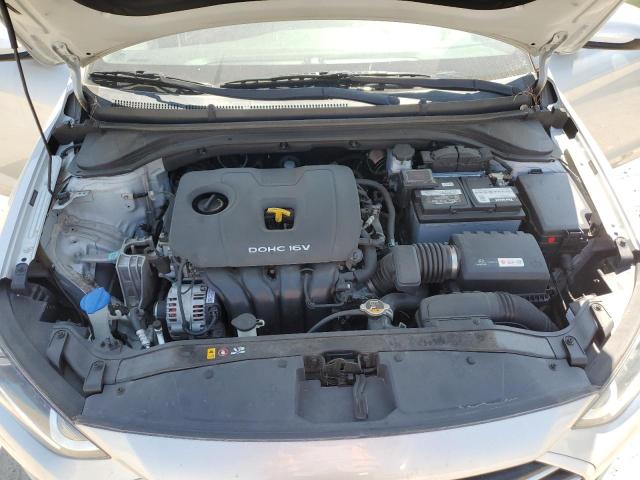 2018 Hyundai Elantra - Image 11