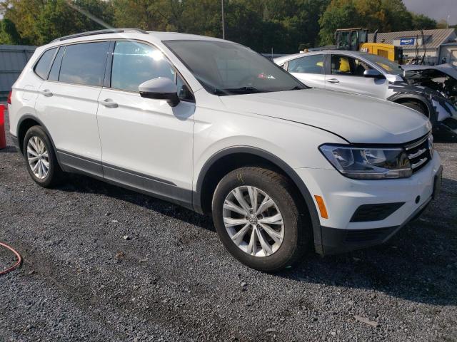 3VV0B7AX2LM177537 Volkswagen Tiguan S 4