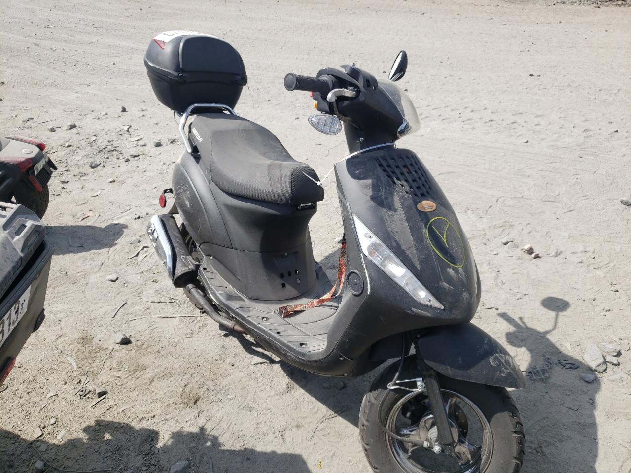 Amstar deals 150cc scooter