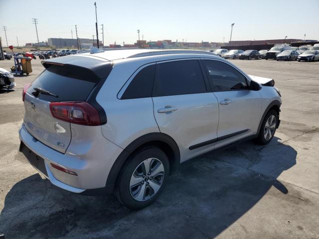 KNDCB3LC7K5326818 KIA NIRO FE