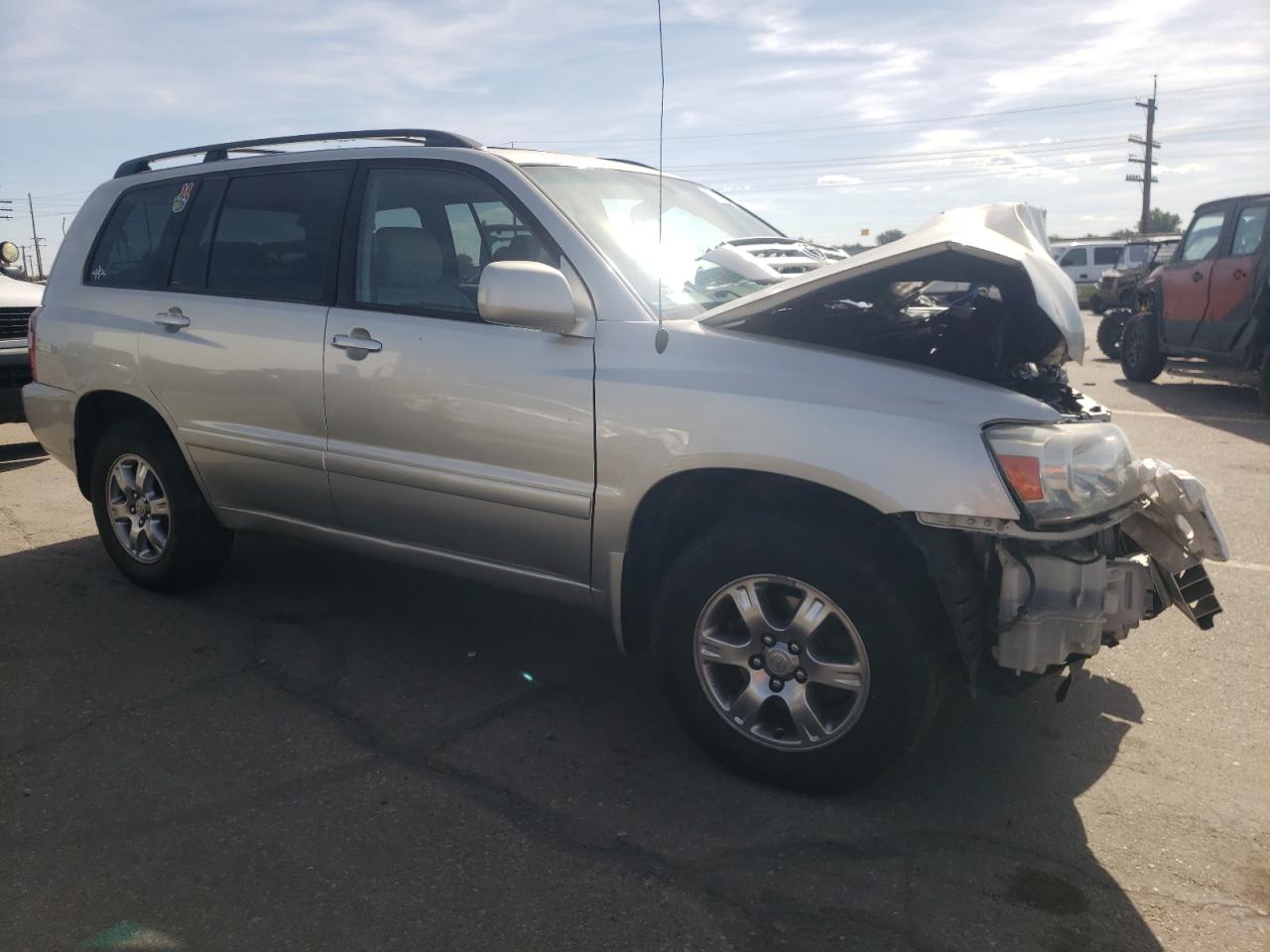 JTEEP21A640021330 2004 Toyota Highlander