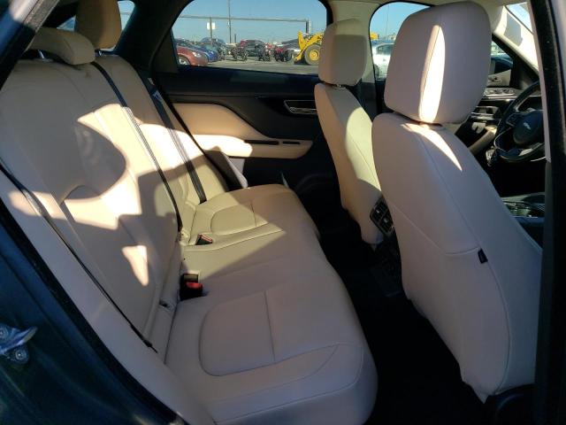 SADCJ2BV7HA058289 Jaguar F-pace Premium