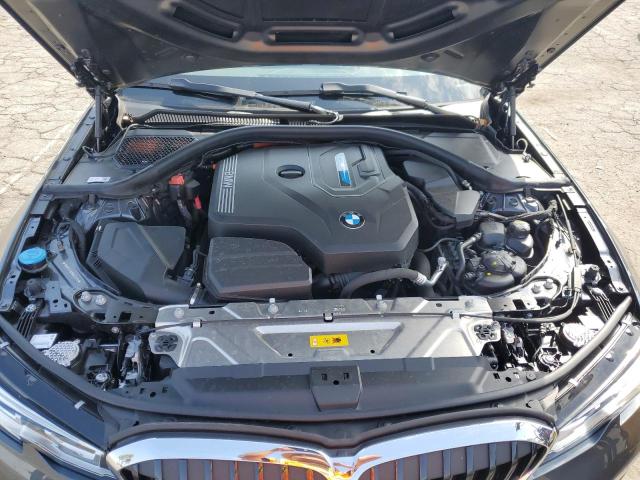 3MW5P7J0XN8C74910 BMW 330e