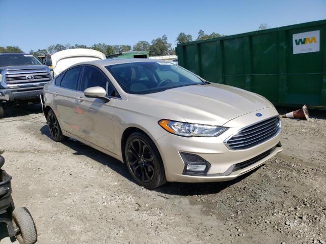 3FA6P0HD1KR229261 Ford Fusion SE 4