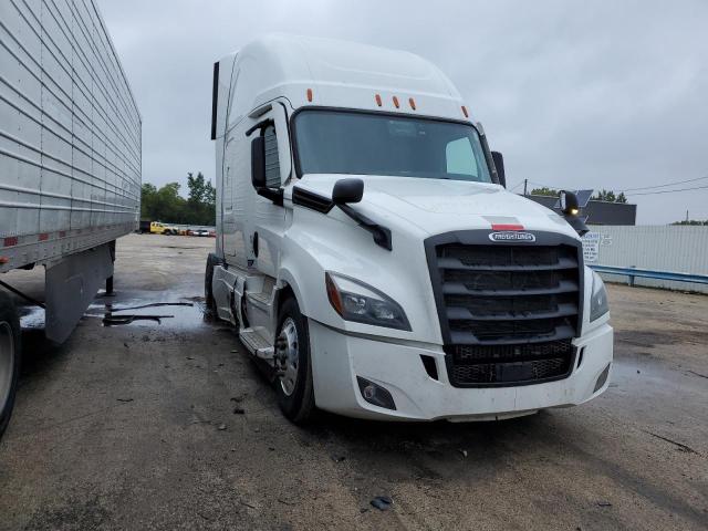 Global Auto Auctions: 2020 FREIGHTLINER CASCADIA 1