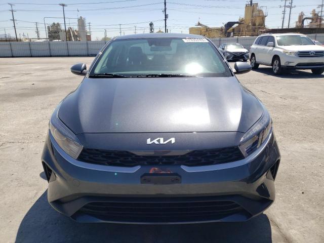 3KPF24AD2PE608228 KIA FORTE LX