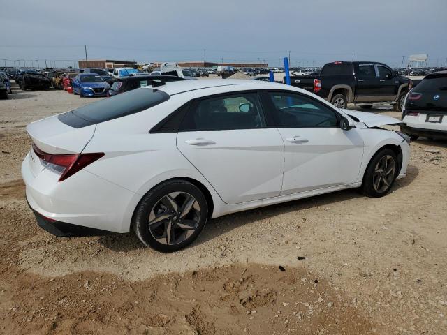 5NPLS4AG2PH106876 Hyundai Elantra SE 3