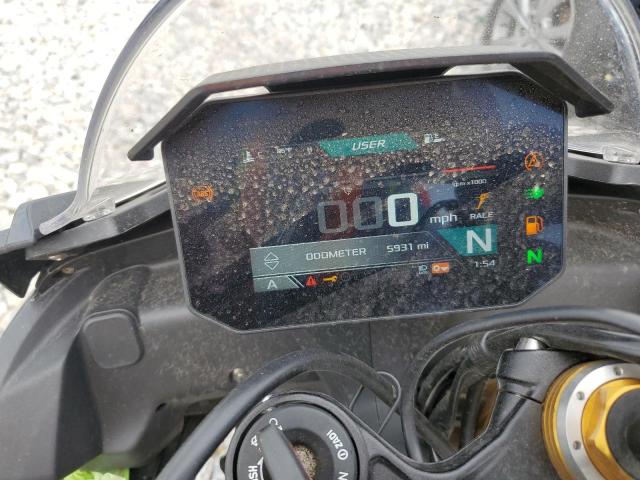 2021 APRILIA TUONO V4 F - ZD4KZUB0XMS000010
