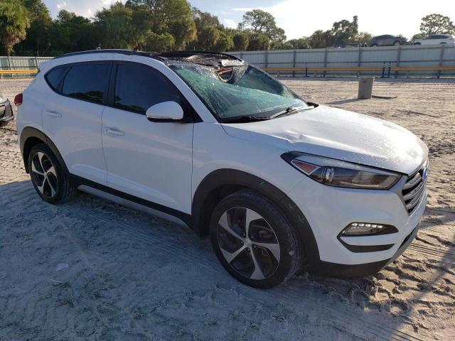 KM8J33A20JU730798 Hyundai Tucson Value