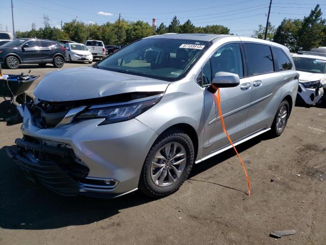 2021 Toyota Sienna XLE