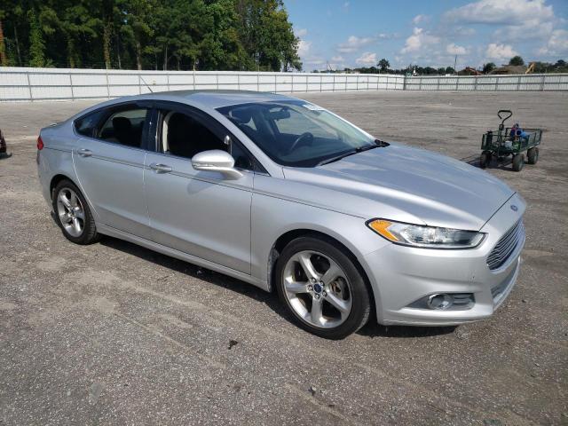1FA6P0H70E5405170 Ford FUSION SE