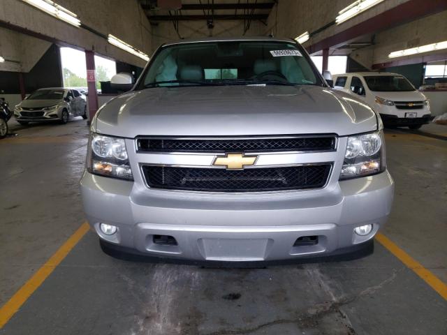 1GNSCJE08ER214002 Chevrolet Suburban C1500 Lt