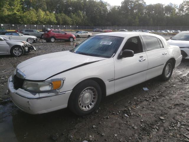 2001 Lincoln Town Car Executive