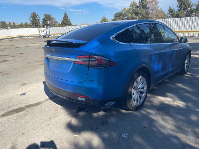 5YJXCAE2XHF051959 Tesla MODEL X
