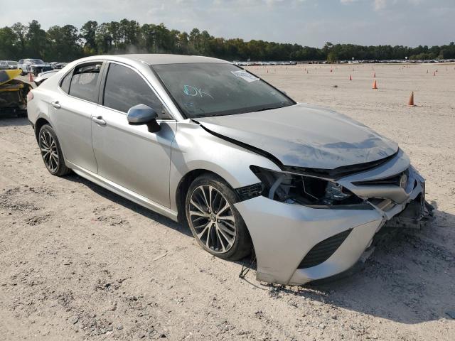 VIN 4T1B11HK0JU054535 2018 Toyota Camry, L no.4