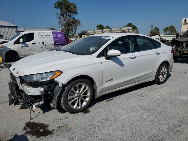 3FA6P0LU7KR261624 Ford Fusion SE