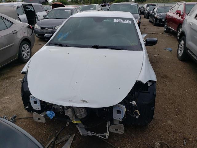 1C3CDFBB2GD517570 Dodge DART SXT
