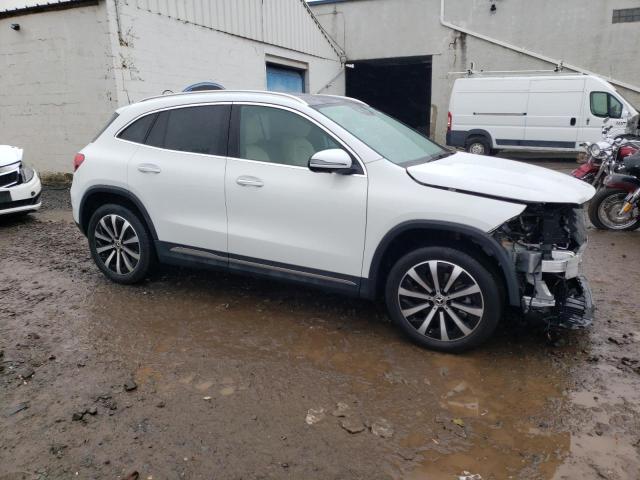 W1N4N4GB6NJ373832 Mercedes-Benz GLA 250