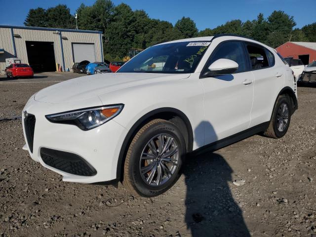 2022 Alfa Romeo Stelvio 