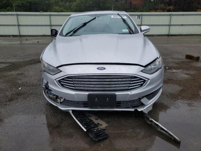 3FA6P0HD1HR218530 Ford FUSION SE