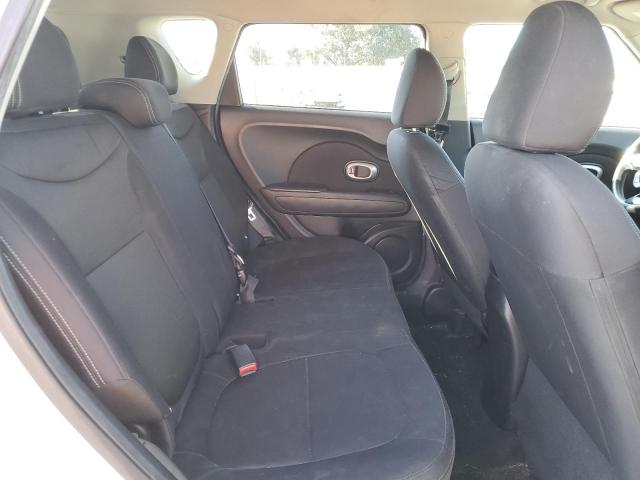 KNDJN2A28F7153033 KIA Soul