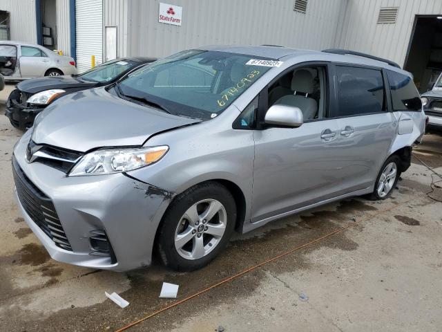 2018 Toyota Sienna LE