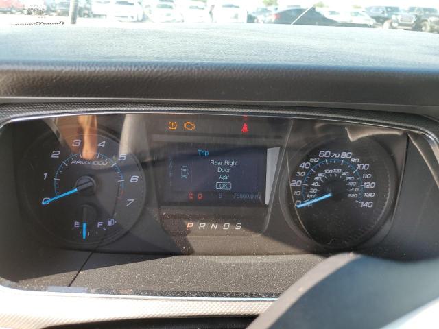 1FAHP2D88JG138457 Ford TAURUS SE