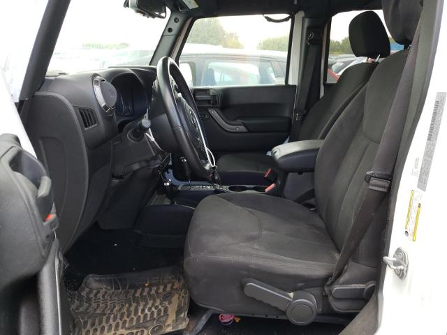 1C4BJWDG4JL932041 Jeep Wrangler Unlimited Sport