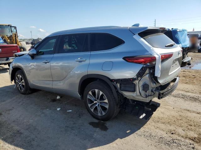 VIN 5TDKBRCH9PS581031 2023 Toyota Highlander, Hybri... no.2