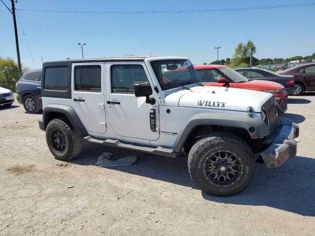1C4BJWDG4JL932041 Jeep Wrangler Unlimited Sport