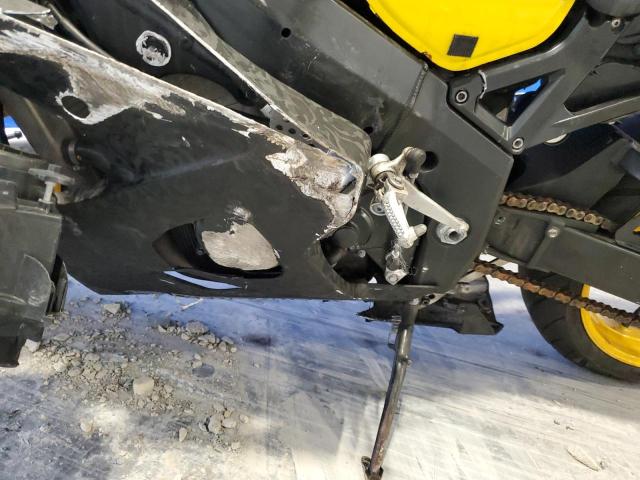 2004 SUZUKI GSX-R750 K - JS1GR7JA342102613