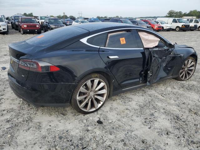 2015 TESLA MODEL S 70 - 5YJSA1S18FFP68885