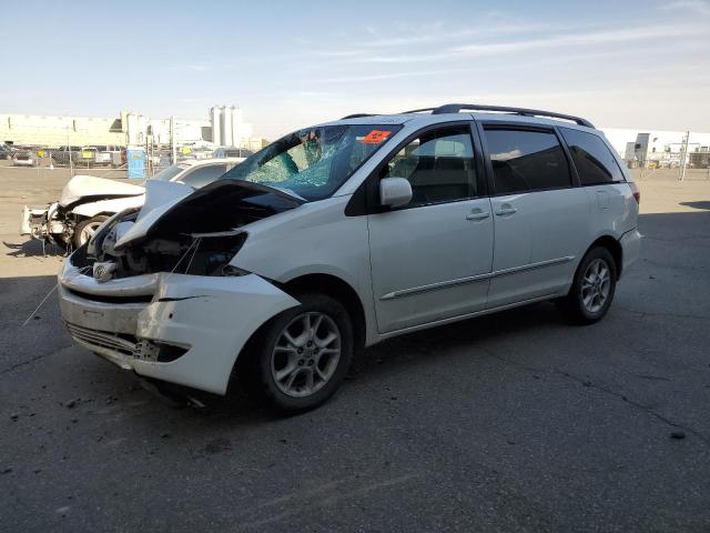 2005 Toyota Sienna XLE