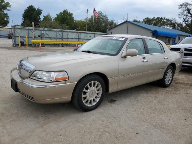 2007 Lincoln Town Car Signature