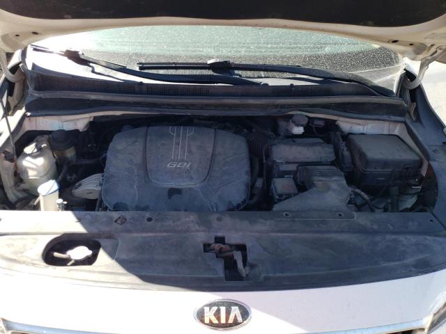 KNDMB5C15F6040397 KIA SEDONA LX